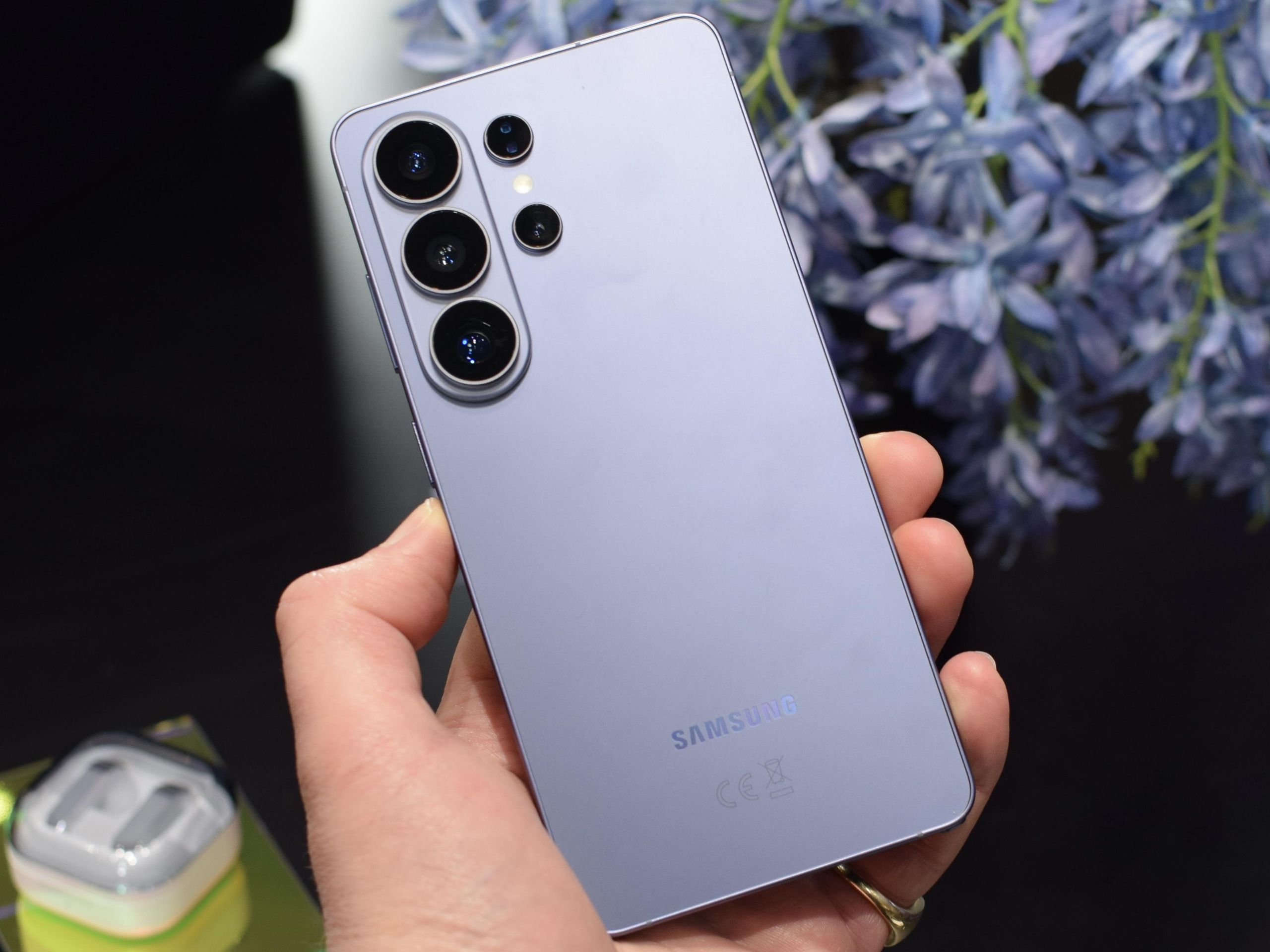 Samsung Says It Is Building A New AI Powered Operating System To Beat Apple