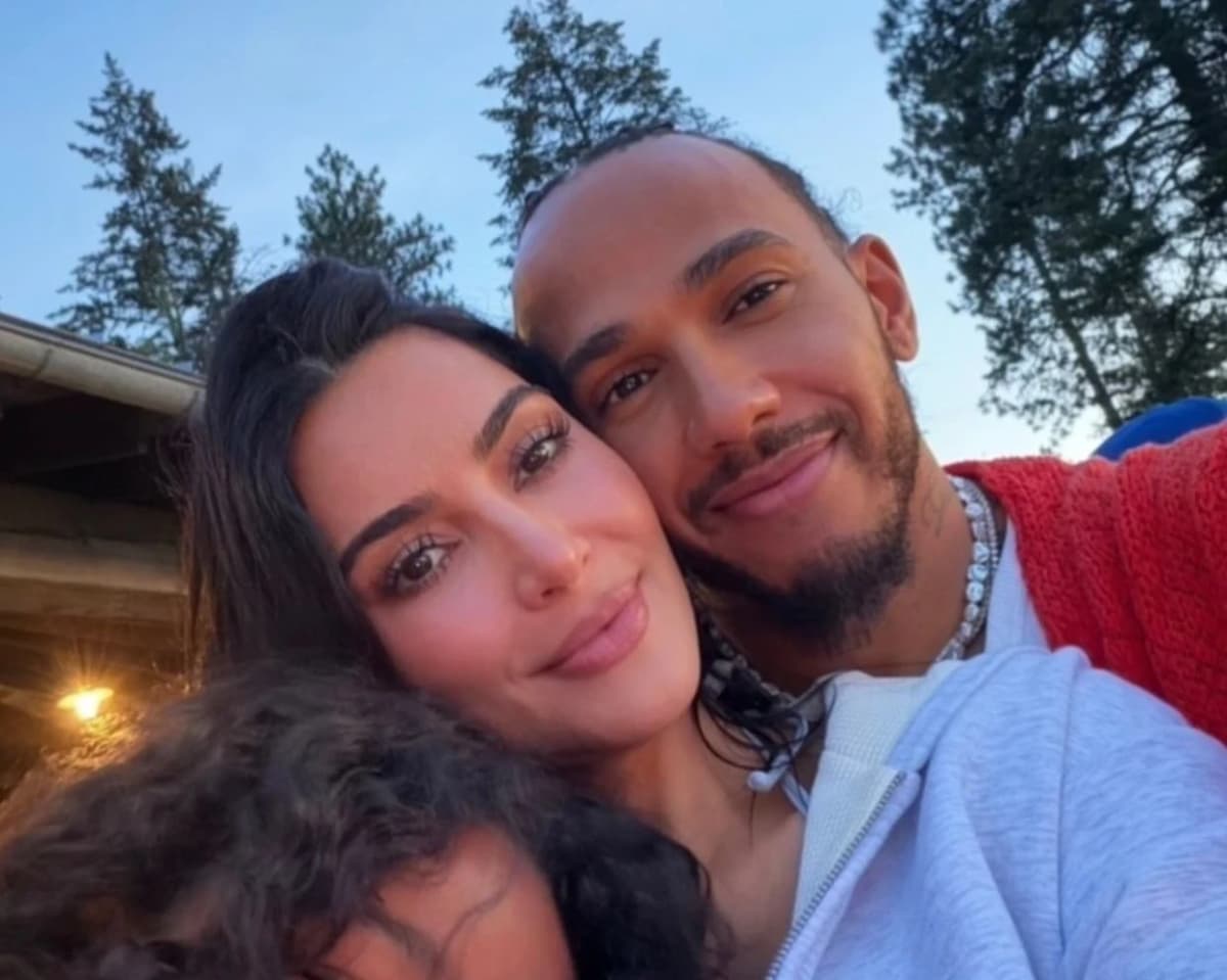 Lewis Hamilton Goes Public With Kim Kardashian After Kendall Rumors