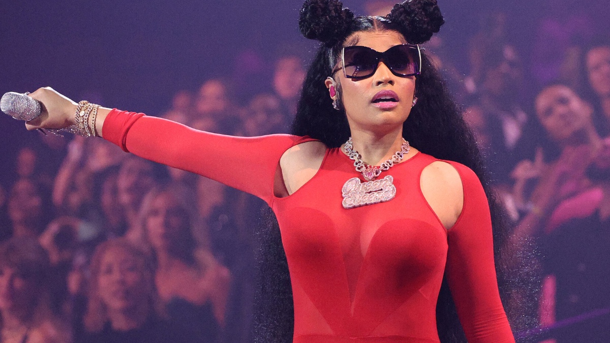 Nicki Minaj Deportation Petitions Explode Past 100,000 Signatures After Political Controversy