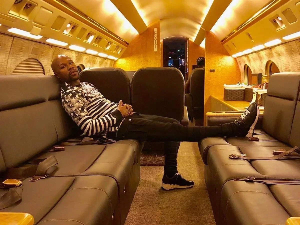 Floyd Mayweather Sued Again Over Unpaid Private Jet Bill